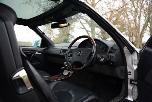 1998 Mercedes-Benz SL 500 (R129) In vendita (immagine 16 di 84)