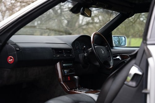 1998 Mercedes-Benz SL 500 (R129) In vendita (immagine 28 di 84)