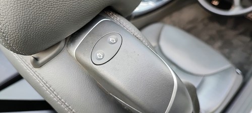 2004 Mercedes-Benz SL500 (R230) à vendre (picture 52 of 129)