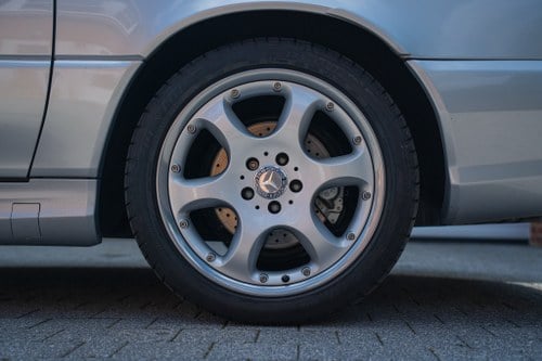 2001 Mercedes-Benz SL500 Silver Arrow (R129) Auto à vendre (picture 31 of 209)