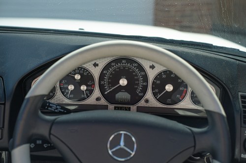 2001 Mercedes-Benz SL500 Silver Arrow (R129) Auto à vendre (picture 41 of 209)