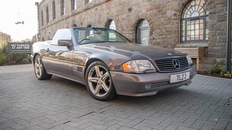 1993 Mercedes-Benz SL500 Convertible Auto For Sale (picture 1 of 101)