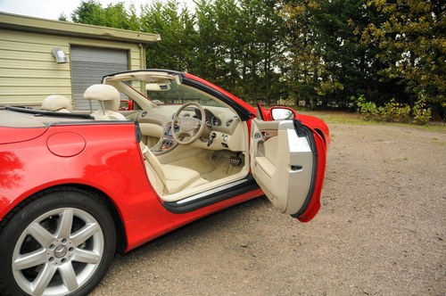 2003 Mercedes-Benz SL500 In vendita (immagine 32 di 112)