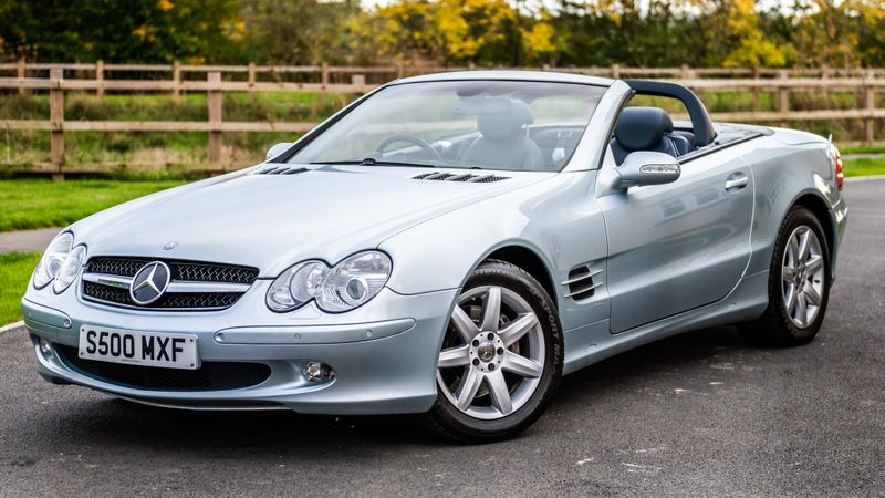 2002 Mercedes-Benz SL500 Auto For Sale (picture 1 of 153)