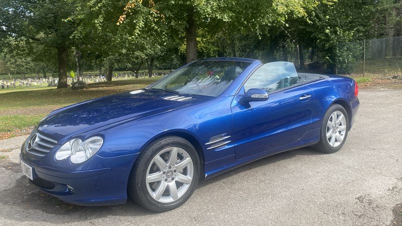 2002 Mercedes-Benz SL500 For Sale (picture 1 of 70)
