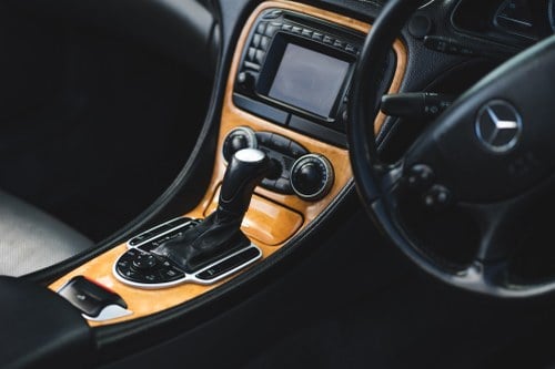 2002 Mercedes SL500 In vendita (immagine 25 di 99)