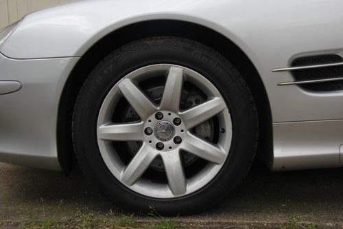 2003 Mercedes-Benz SL500 For Sale (picture 26 of 150)