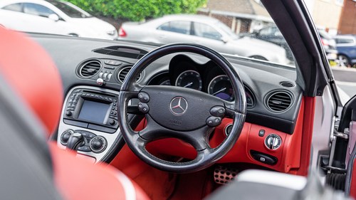 NO RESERVE - 2003 Mercedes-Benz SL500 (R230) En venta (imagen 15 de 112)