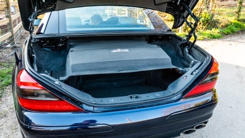 2002 Mercedes-Benz SL 55 AMG zum Verkauf (Bild 81 von 190)
