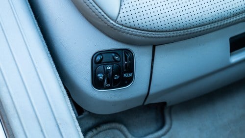 2002 Mercedes-Benz SL 55 AMG zum Verkauf (Bild 43 von 190)