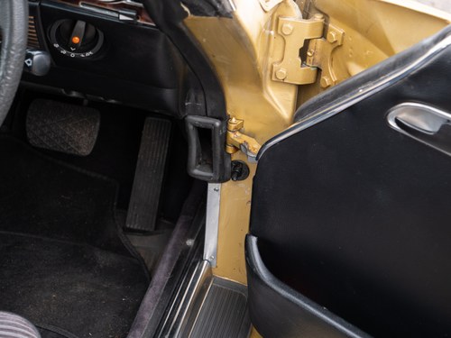 1979 Mercedes-Benz 450 SLC (C107) For Sale (picture 42 of 217)