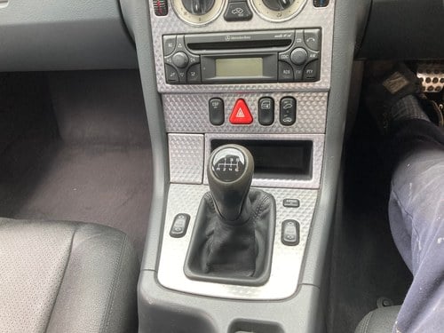 2002 Mercedes-Benz SLK 230 Te koop (foto 50 van 82)