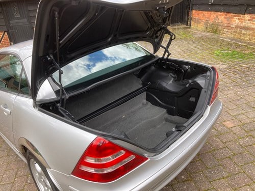 2002 Mercedes-Benz SLK 230 Te koop (foto 63 van 82)