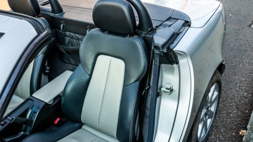 NO RESERVE - 1999 Mercedes-Benz SLK 230 For Sale (picture 57 of 176)