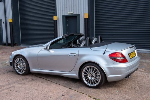 2004 Mercedes-Benz SLK55 AMG V8 (R171) For Sale (picture 15 of 128)