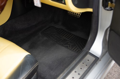 2001 Mercedes-Benz SLK230 Kompressor zum Verkauf (Bild 38 von 128)