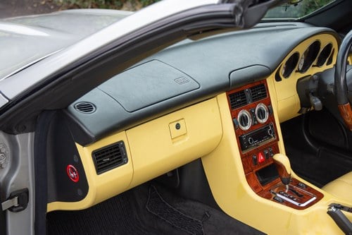 2001 Mercedes-Benz SLK230 Kompressor zum Verkauf (Bild 42 von 128)