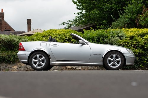2001 Mercedes-Benz SLK230 Kompressor zum Verkauf (Bild 7 von 128)