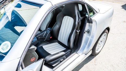 2002 Mercedes-Benz SLK32 AMG In vendita (immagine 38 di 163)