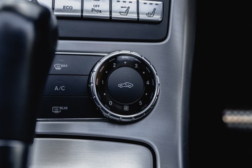 2011 Mercedes-Benz SLK350 AMG (R172) à vendre (picture 56 of 190)