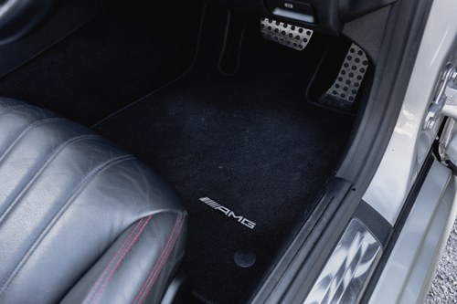 2011 Mercedes-Benz SLK350 AMG (R172) à vendre (picture 43 of 190)