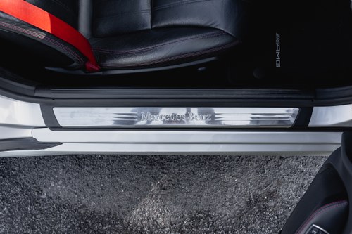 2011 Mercedes-Benz SLK350 AMG (R172) à vendre (picture 39 of 190)