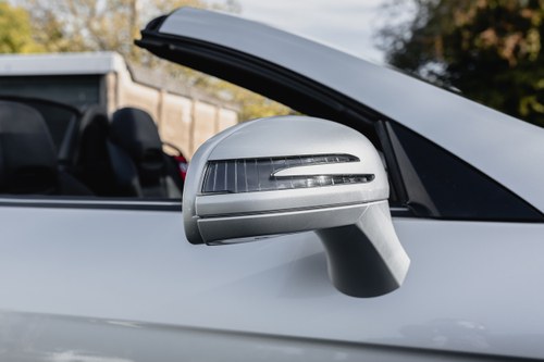 2011 Mercedes-Benz SLK350 AMG (R172) à vendre (picture 125 of 190)