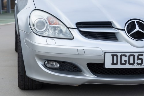 2005 Mercedes-Benz SLK 350 Te koop (foto 87 van 157)