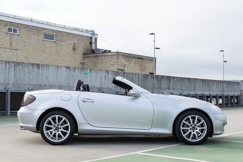 2005 Mercedes-Benz SLK 350 Te koop (foto 11 van 157)