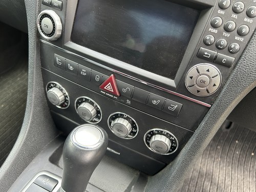 2008 Mercedes-Benz SLK55 V8 AMG Convertible (R171) zum Verkauf (Bild 58 von 249)