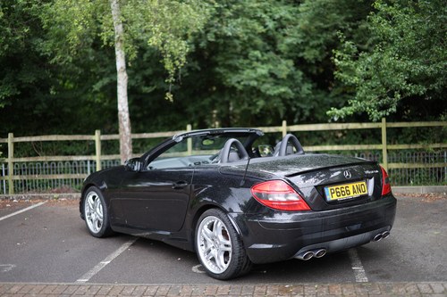 2008 Mercedes-Benz SLK55 V8 AMG Convertible (R171) zum Verkauf (Bild 3 von 249)
