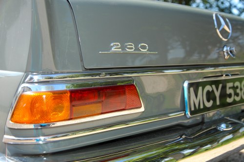 1965 Mercedes-Benz 230 Fintail LHD - (W111) à vendre (picture 52 of 72)