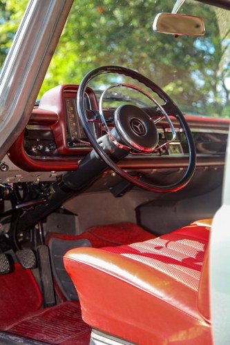 1965 Mercedes-Benz 230 Fintail LHD - (W111) à vendre (picture 38 of 72)