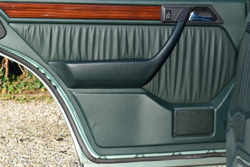 1991 Mercedes-Benz 230E Manual (W124) For Sale (picture 63 of 181)