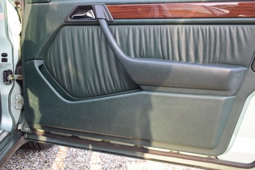 1991 Mercedes-Benz 230E Manual (W124) For Sale (picture 61 of 181)