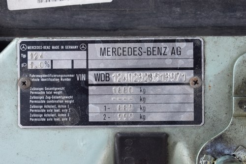 1991 Mercedes-Benz 230E Manual (W124) For Sale (picture 127 of 181)