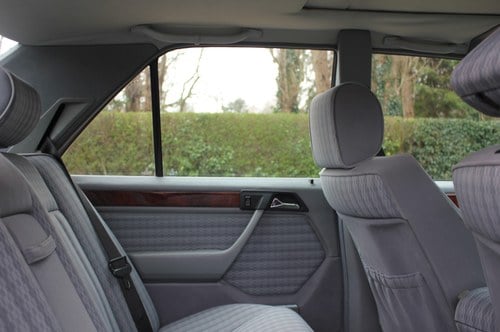 1992 Mercedes-Benz 260e (W124) En venta (imagen 75 de 174)