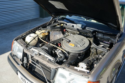 Mercedes-Benz W124 CE 300 Te koop (foto 72 van 84)