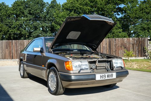 Mercedes-Benz W124 CE 300 Te koop (foto 66 van 84)