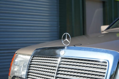 Mercedes-Benz W124 CE 300 Te koop (foto 54 van 84)