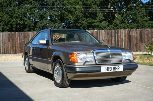 Mercedes-Benz W124 CE 300 Te koop (foto 5 van 84)