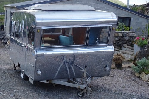 1964 La Tortue Mallorca Grand Luxe M3 Caravan In vendita (immagine 19 di 221)