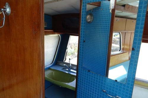 1964 La Tortue Mallorca Grand Luxe M3 Caravan In vendita (immagine 115 di 221)