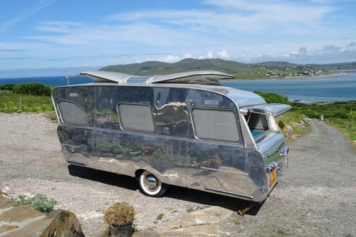 1964 La Tortue Mallorca Grand Luxe M3 Caravan In vendita (immagine 38 di 221)