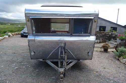 1964 La Tortue Mallorca Grand Luxe M3 Caravan In vendita (immagine 4 di 221)