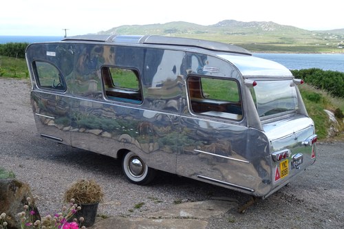 1964 La Tortue Mallorca Grand Luxe M3 Caravan In vendita (immagine 10 di 221)