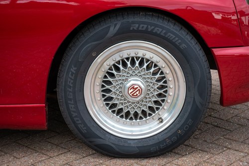 1994 MG RV8 En venta (imagen 32 de 247)