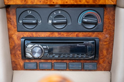 1994 MG RV8 En venta (imagen 78 de 247)