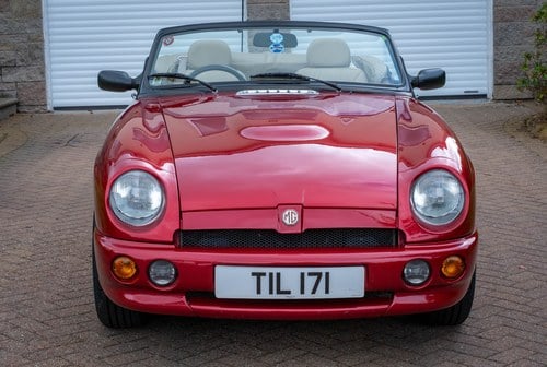 1994 MG RV8 En venta (imagen 4 de 247)