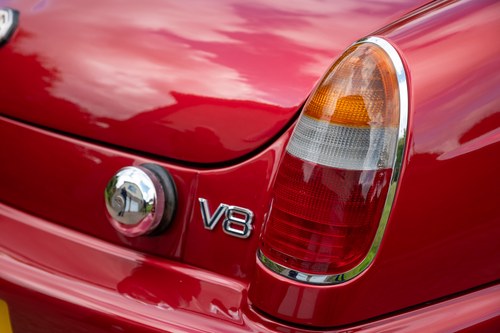 1994 MG RV8 En venta (imagen 158 de 247)